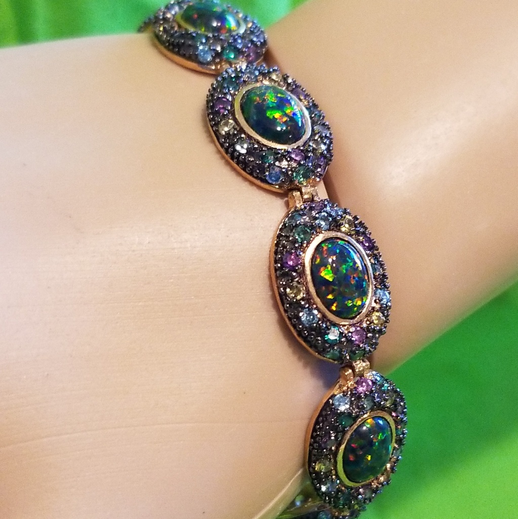 925 Multi-Colored Crystal Bracelet - 7-14 35$